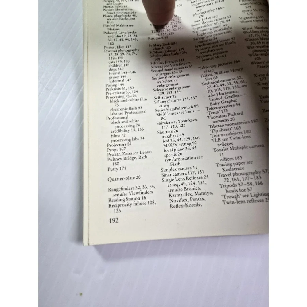 Medium-formatHandbook: Guide to Rollfilm Photography, Hobby To Job, Film Is King
